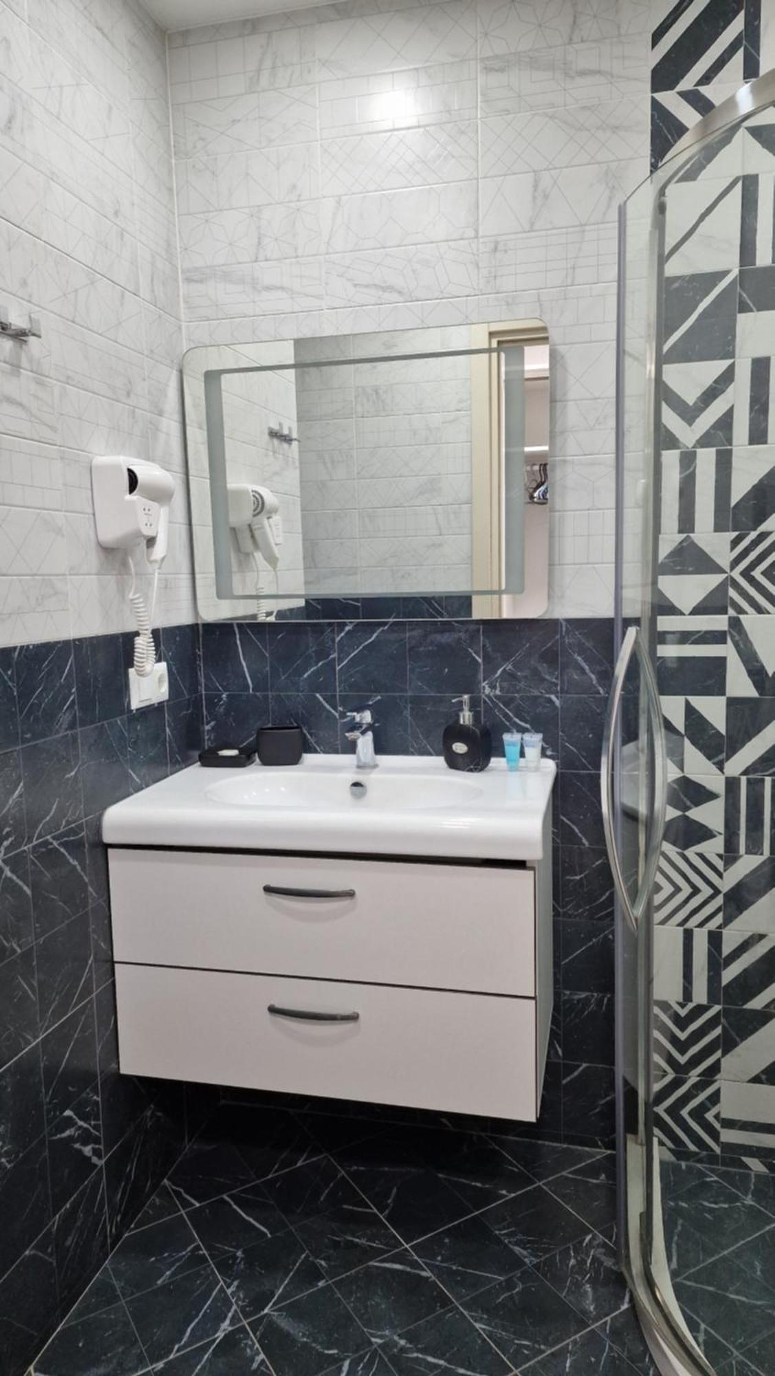 Your Beach Tower Batumi Room photo